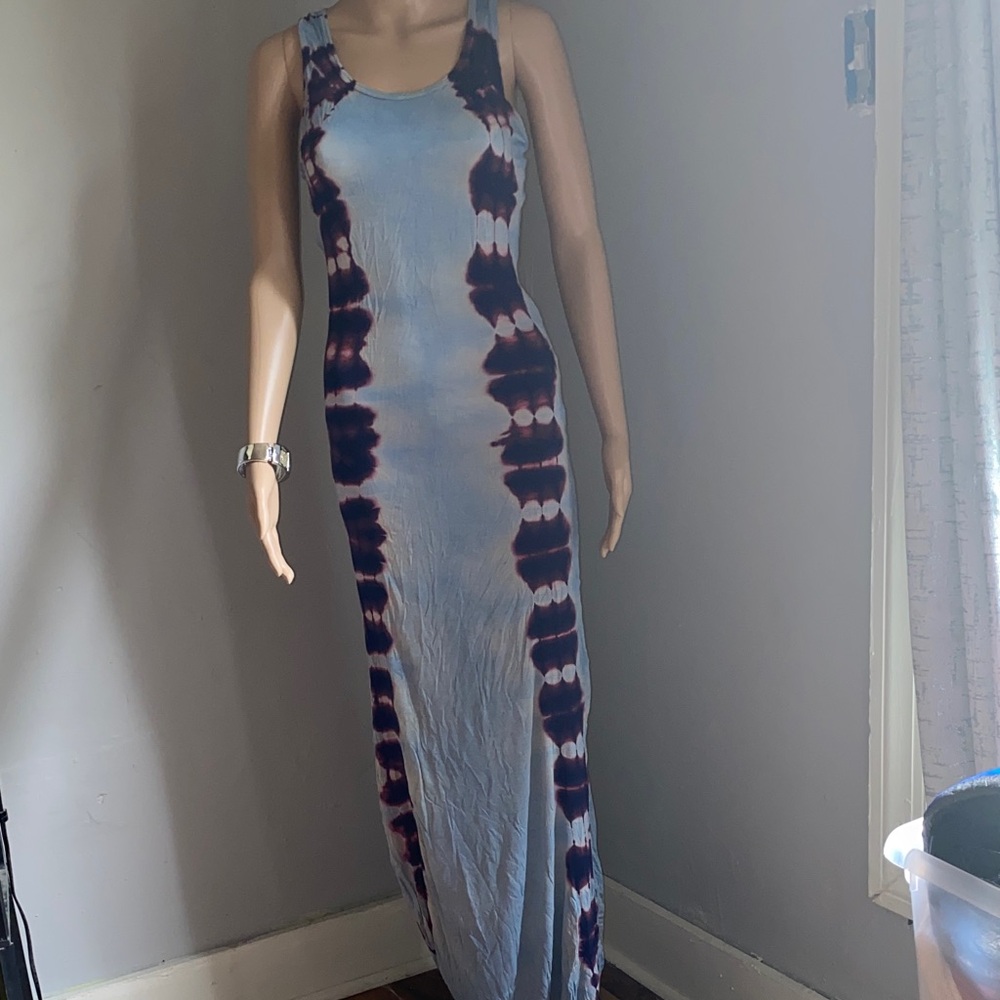 Go Couture Light Blue and Navy Tie-Dye Scoop Neck Maxi Dress